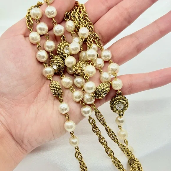 Chanel Vintage Pearl Crystal  Magnifying Glass Pendant Necklace XL - Picture 10 of 12